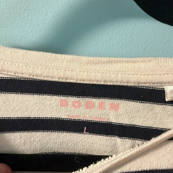 Boden Cropped Tee - Picture 2 of 2